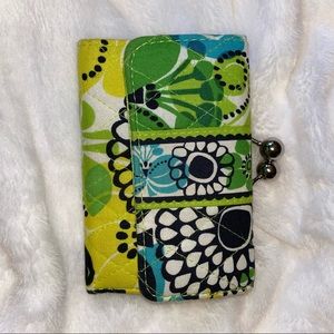 Vera Bradley Small Kiss lick wallet in Lime's Up